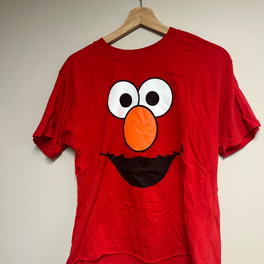 Sesame Street Red Elmo Short Sleeve Tee